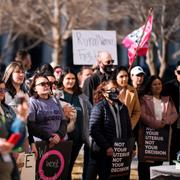 Människor protesterar mot abortlagstiftning i Texas, februari 2023. 