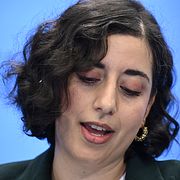 Simona Mohamsson leder ett parti i kris. Den 22 mars avgörs partiets vägval i fråga om SD.