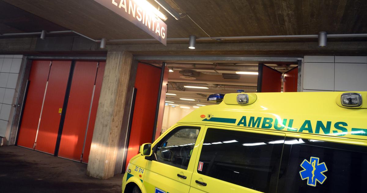 Chefer fick coronavaccin före ambulanspersonalen: "Fyller ...