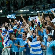 Uruguay-fans jublar efter segern.