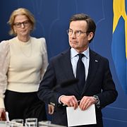 Illustrationsbild. Statsminister Ulf Kristersson (M) och finansminister Elisabeth Svantesson (M).