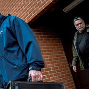 Polisens tekniker undersökte lägenheten i Bromölla.