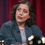 Emil Persson intervjuar L-ledaren Simona Mohamsson i ”Fördomsshowen”