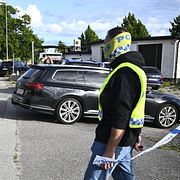 Polis och räddningstjänst på plats vid Brinellskolan i Fagersta.