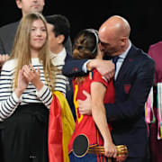 Demonstrationer mot Rubiales i Madrid/VM-firandet. TT