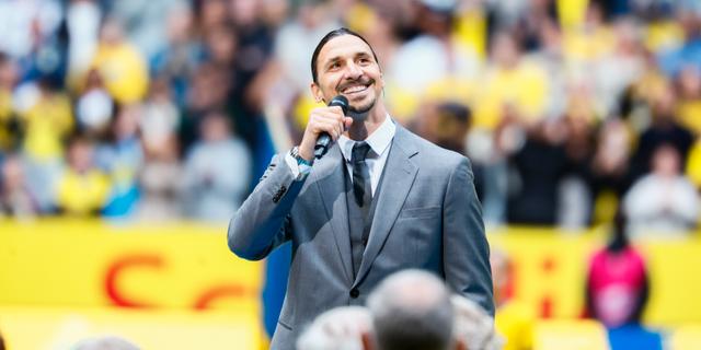 Zlatan Hyllas: ”Varsågod Sverige – Jag älskar Er!”