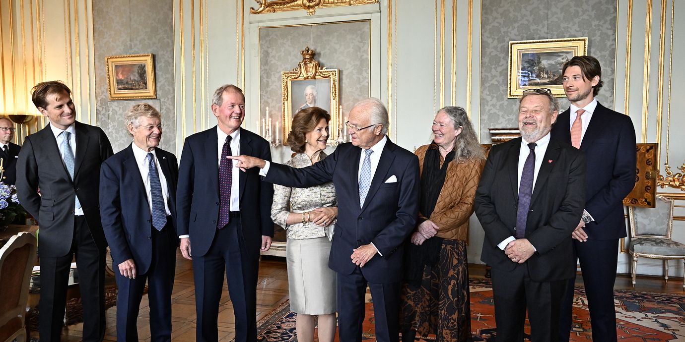 Arkivbild från 2023: Kungen ihop med representanter för familjen Wallenberg. 