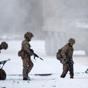 Soldater under en Nato-övning i Lettland, på en bild från december förra året.