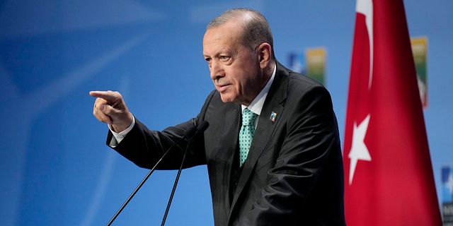 Erdogan Pavel Golovkin / AP