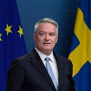 OECD:s generalsekreterare Mathias Cormann och finansminister Elisabeth Svantesson. Arkivbild.