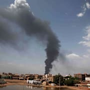 Rök över Khartoum, Sudan. Arkivbild från juni. AP