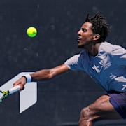 Elias Ymer under matchen. 
