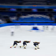 Arkivbild. Shorttrack-åkare. 