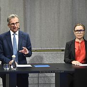 Riksbankschef Erik Thedéen och Åsa Olli Segendorf, chef för avdelningen penningpolitik. Arkivbild.