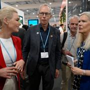 Gunhild Stordalen, läkare och miljöaktivist, Johan Rockström, professor i miljövetenskap vid Stockholms universitet och Anna Lindstedt, ambassadör och rådgivare för grön omställning vid UD under FN:s klimattoppmöte COP27.