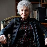 Alice Munro. 