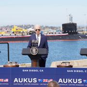 Australiens Anthony Albanese, Joe Biden och Rishi Sunak håller pressträff om Aukus 2023.