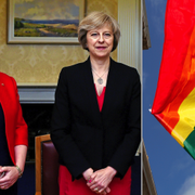 DUP-ledaren Arlene Foster och Torypartiets Theresa May. 