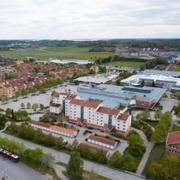  Bålsta, centralort i Håbo kommun i Uppland.
