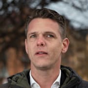 Christofer Fjellner/Snö i Stockholm.