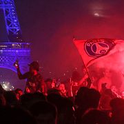 PSG-supportrar i Paris.