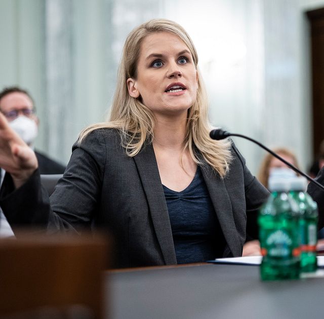 Frances Haugen ska träffa Facebooks översynsstyrelse