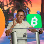 Peter Thiel är medgrundare till både Paypal och Palantir.