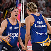 Hellvig och Åhman jublar efter att ha säkrat guldet.