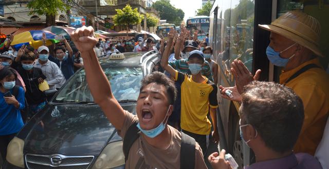 Demonstrationer mot militärstyret i Myanmar. AP