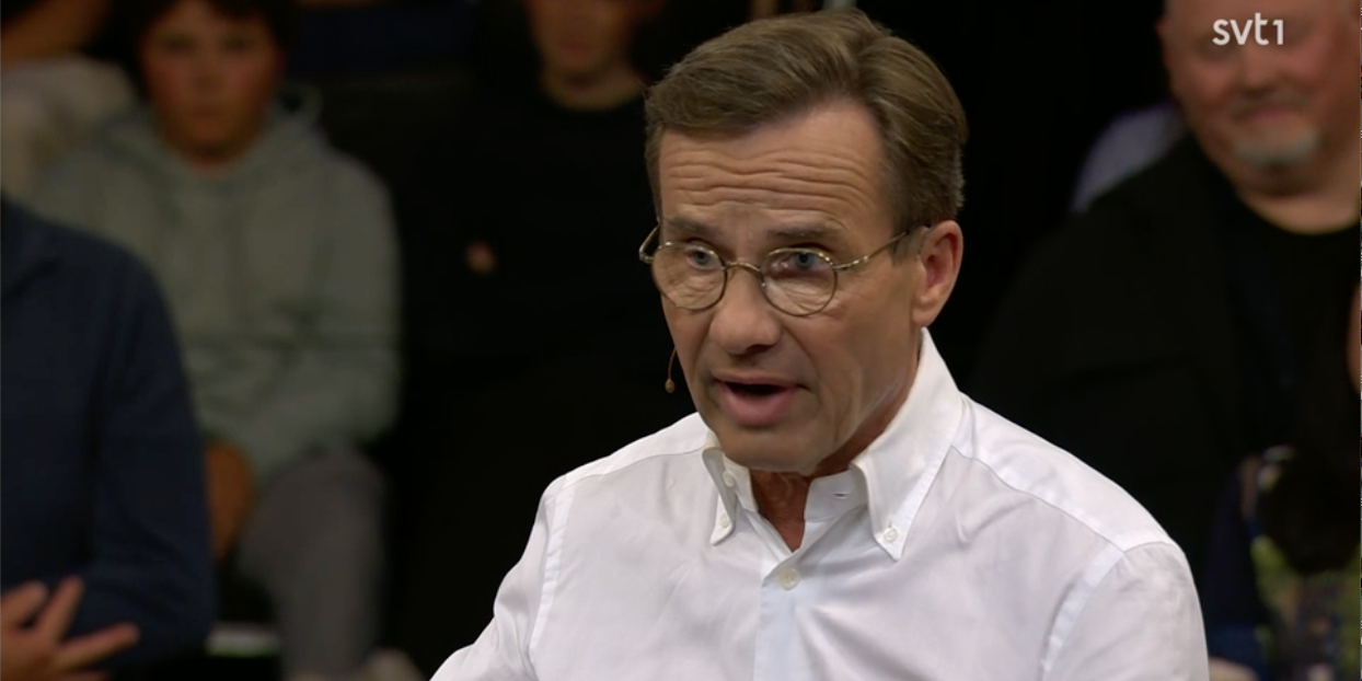 Kristersson när han uppmanar Andersson att inte tala illa om Sverige.