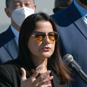 Nanette Barragán är kritisk till Trumps beslut att sätta in nationalgardet. 