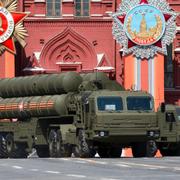 EN S-400-enhet under en uppvisning i Moskva.