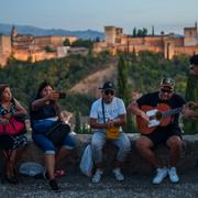 Turister i Granada.