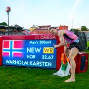 Karsten Warholm efter världsrekordet.