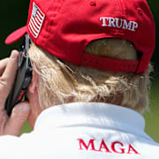 Tidigare presidenten Donald Trump på golfklubb. Alex Brandon / AP