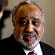 Den saudiske medborgaren Sheik Mohammad al-Amoudi mottog vid en ceremoni på Stockholms slott Kommendörstecknet med stora Kungliga Nordstjärneorden. Arkivbild från 2007.