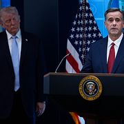 CIA-toppen John Ratcliffe under en pressträff med Donald Trump. Arkivbild.