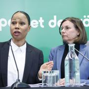 Alice Bah Kuhnke, Isabella Lövin och Pär Holmgren miljöpartiets kongress i Örebro den 17 november 2023. 