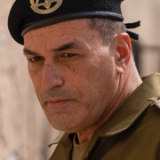 Mossadchefen David Barnea, Benjamin Netanyahu och arméchefen Eyal Zamir.