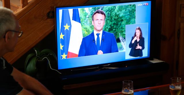 Macron i sitt tal Bob Edme / AP