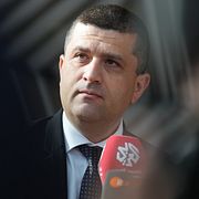 Radu Miruta.