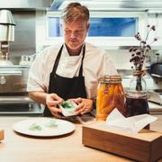 Mathias Dahlgren öppnar ny restaurang – utan kött.