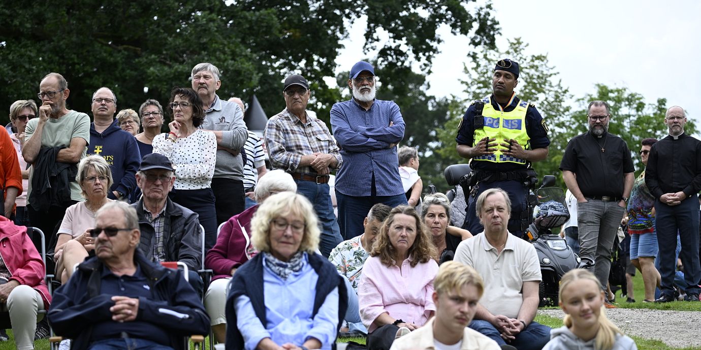 Arkivbild: Publik vid S-ledaren Magdalena Anderssons sommartal i Olofström den 27 augusti 2023.