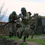 Turkisk militär övar på syriska gränsen i mars 2017.