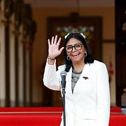 USA:s energiminister Chris Wright tillsammans med Venezuelas interimpresident Delcy Rodriguez.