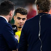 Ayari intervjuades av SVT efter matchen.