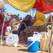 Sudanesiska kvinnor som flytt el-Fasher. 