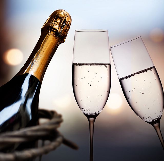 Champagnegrälet tar fart: Miljoner flaskor står på spel