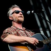 Billy Bragg under en konsert 2013.