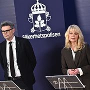 Säpochefen Charlotte von Essen och operativa chefen Fredrik Hallström.